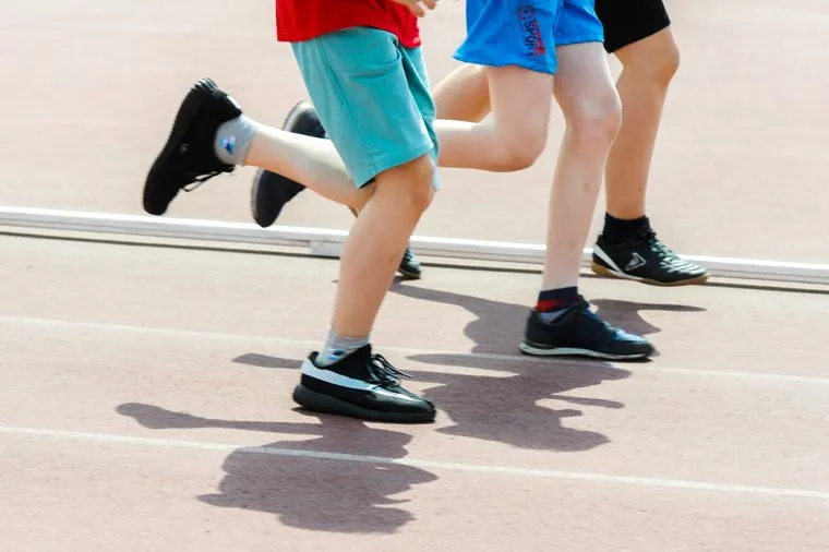 Зеленый марафон на легкоатлетическом стадионе имени Елесиной. Челябинске