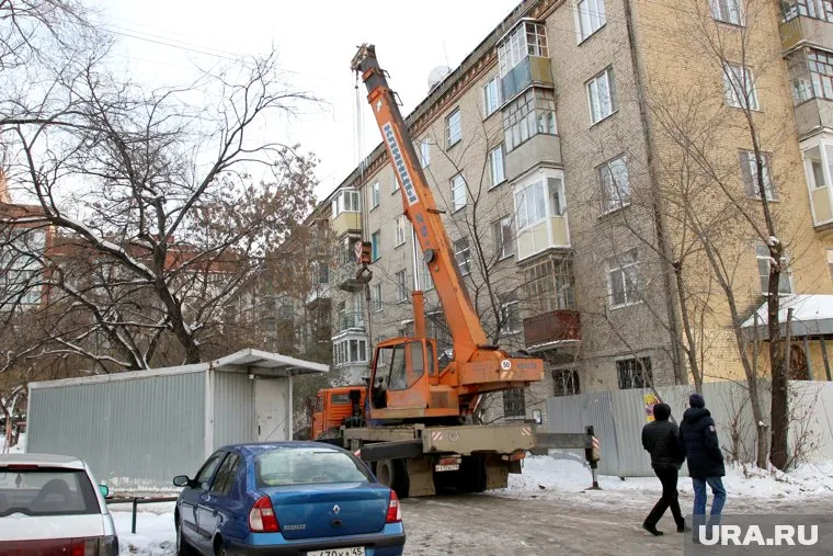 Дом по Красина,66 укрепят стяжками