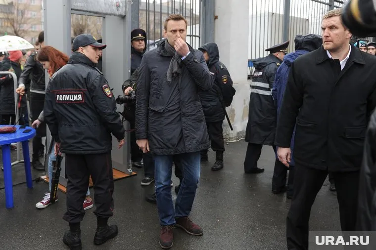 Навальный превратился в проблему не только для правоохранителей, но и для своих поклонников