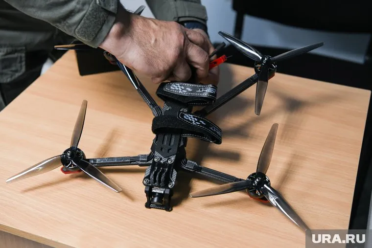 Курганские студенты собрали 100 дронов для бойцов СВО, первую партию уже отправили на фронт