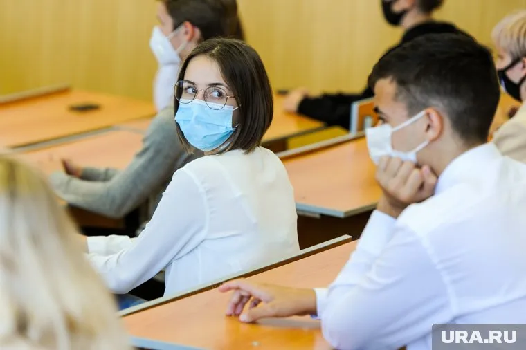 В югорских вузах студенты уходят на дистант