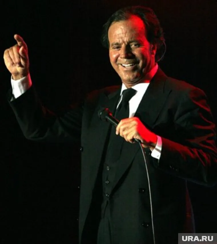 Артист отрицал, что у него был роман с португальской танцовщицей