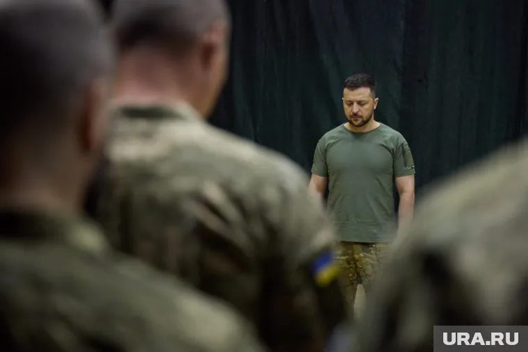 По информации телеканала, Зеленский стал скромнее в своих просьбах о военной помощи