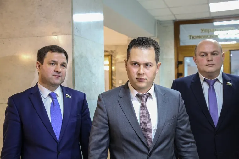 Депутаты, ушедшие с заседания. Тюмень , трубин глеб, зайцев артем