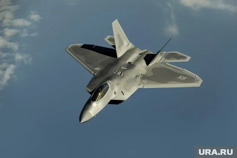 Летчик погиб, выполняя фигуру высшего пилотажа