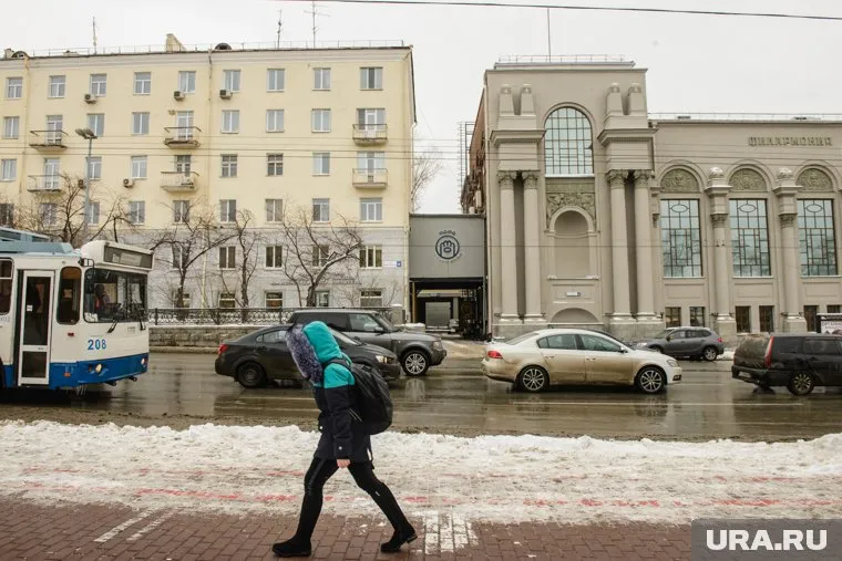 Обследование конструкций многоквартирного дома продолжается