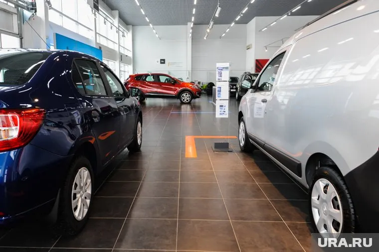 Минпромторг запретил выборочный импорт автомобилей Renault