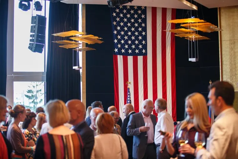 День независимости США в Хаятте. Екатеринбург, прием, американский флаг, сша