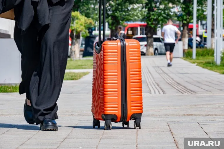 Право на оплачиваемый отпуск появляется только после шести месяцев работы в организации