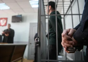 Житель ХМАО пойдет под суд за драку с официантом ресторана