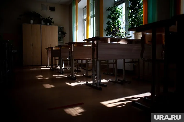 Ремонт в учебном заведении продлится еще полгода