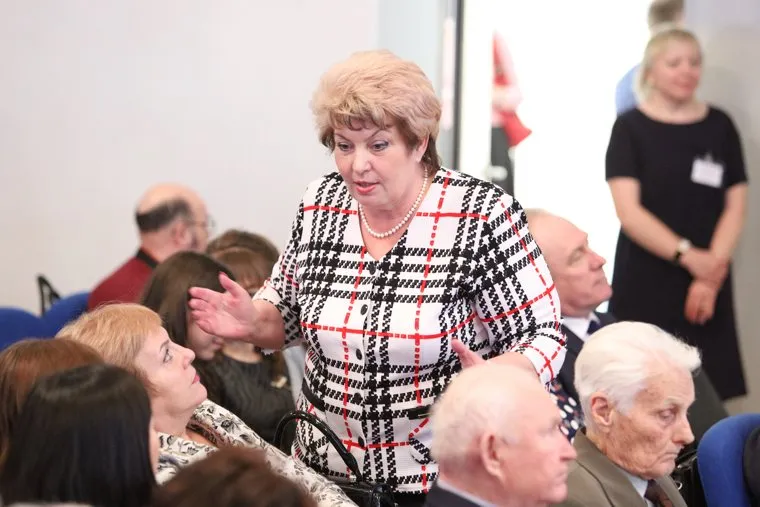 Первое выступление зам губернатора по соц политике Менщиковой Татьяны. Курган