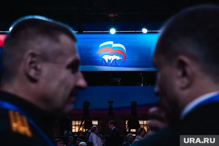 Влиятельные единороссы уходят в оппозицию в Воронежской области