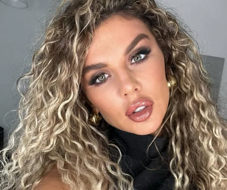 Анна Седокова предпочитает не ворошить прошлое