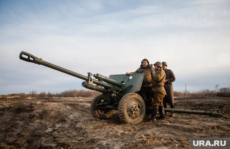 Пушка ЗИС-3 производилась во время ВОВ (Архивное фото)