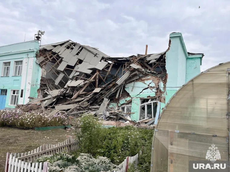 В Новосибирской области частично обрушилось здание школы