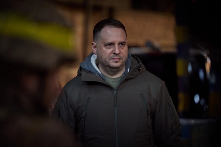 «Зеленский выбрал себя»: украинская журналистка объяснила решение с отставкой Ермака