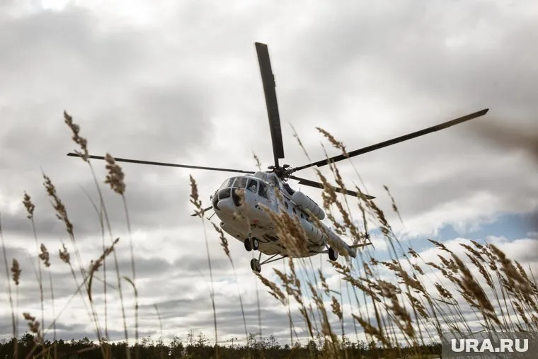 Ми-8 привез отшельнице продукты