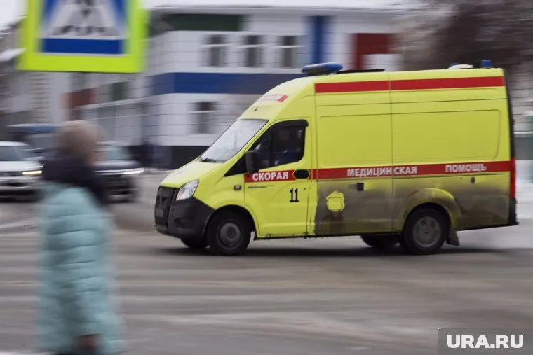 Курганец попал в больницу с отравлением с завода, где погибли двое