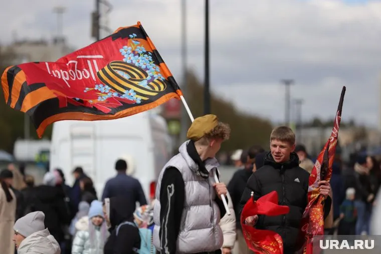 В колонне было больше 20 единиц техники