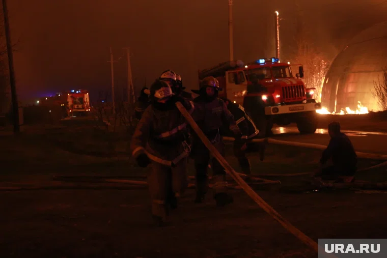 Сообщении о возгорании поступило около четырех часов утра