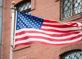 США уволят 182 сотрудника дипмиссии в Москве и Екатеринбурге
