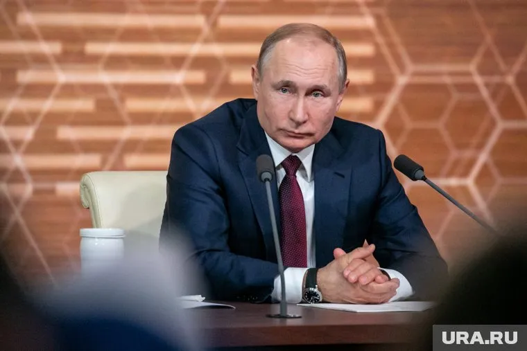 Владимир Путин прошел ревакцинацию