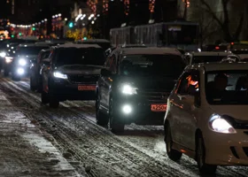 На важной для движения трассе образовались пробки