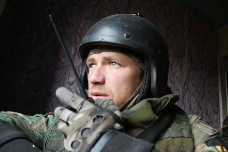 Моторола в каске