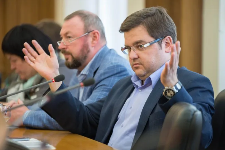 Ликбез по реформе МСУ для депутатов екатеринбургской гордумы от Ильи Захарова., захаров илья, тестов виктор