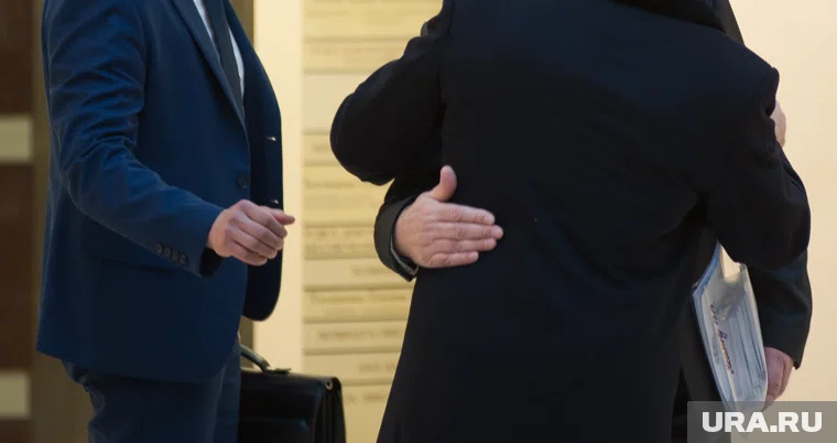 День объятий отпраздновал глава Белоярского района ХМАО Сергей Маненков