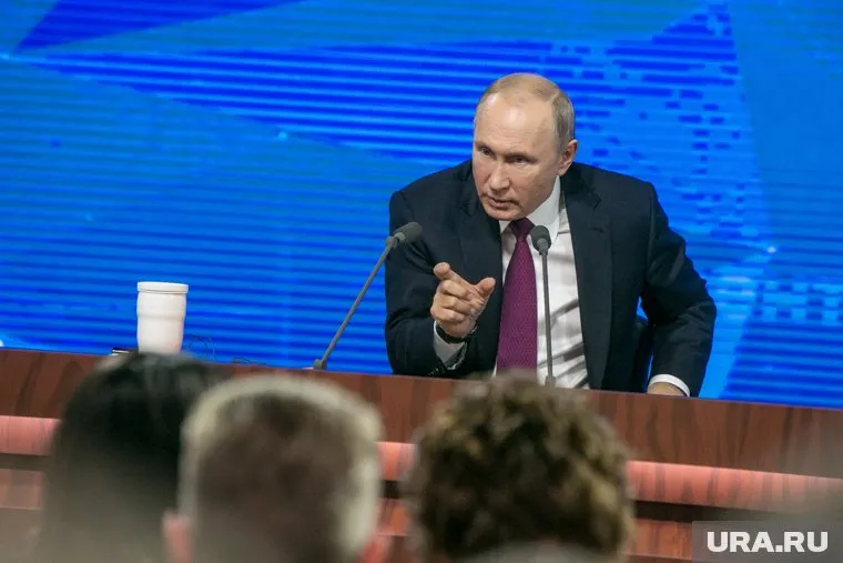 Владимир Путин отметил, что не призывает искоренить либерализм