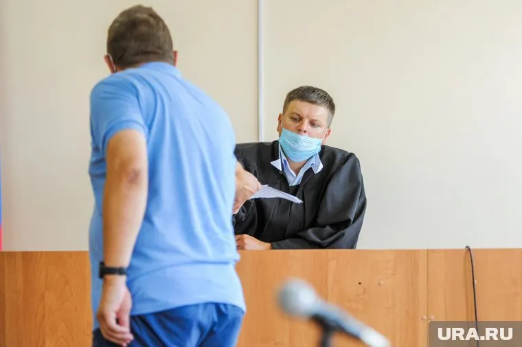 Сразу после приговора Ореховым судья Александр Табаков (на фото) занялся делом экс-мэра Челябинска Тефтелева