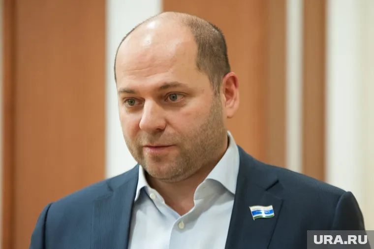 Долги Гаффнера по налогам были списаны по закону об амнистии 2018 года