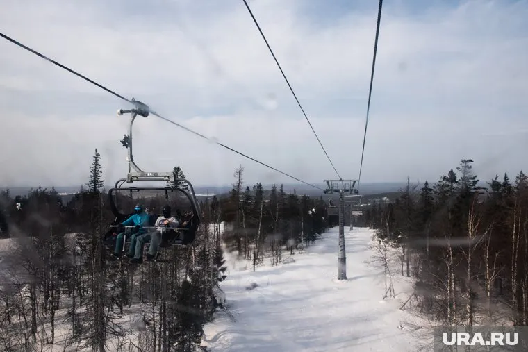 Важной частью проекта туристического кластера станут работы по ремонту дорог и обустройству гостевых маршрутов в Харпе