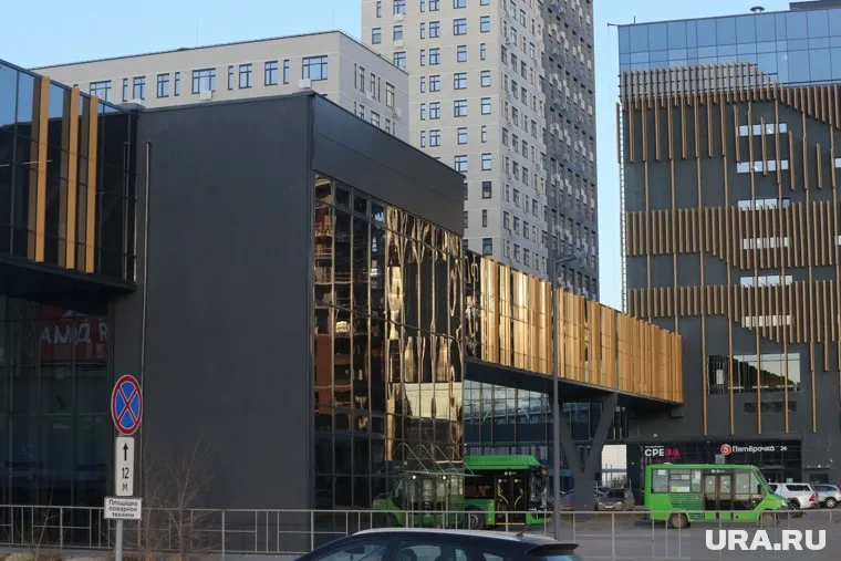 Новый переход соединят ТЦ «Сити Молл» с ТЦ «Среда», ЖК «Звездный городок» и остановочным комплексом