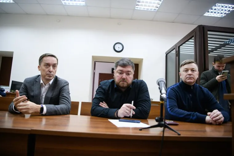 Оглашение приговора экс-главе министерства транспорта Свердловской области Василию Старкову. Екатеринбург 