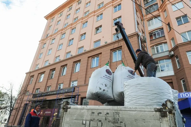 Реконструкция исторического здания на площади Революции 1. Челябинск