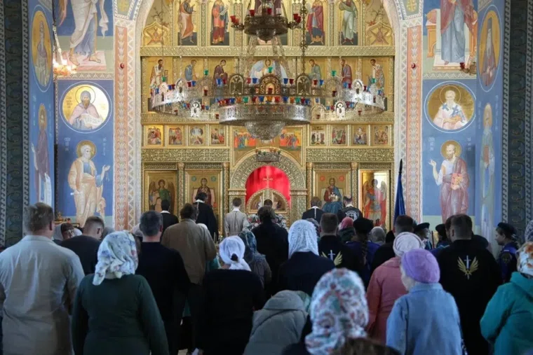 Традиция крестного хода от святого источника к Михайловскому храму в Новоипатово сложилась недавно