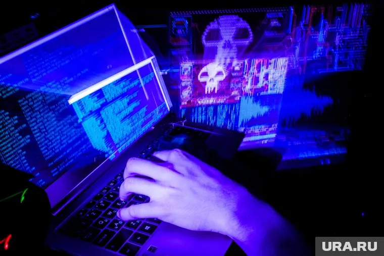 По зараженным ссылкам владельцы компьютеров и смартфонов переходят в 27% случаев