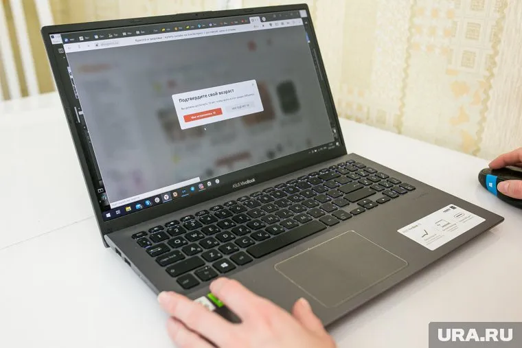 Мошенники не ограничиваются одним списанием средств с карты жертвы и под видом возврата средств снимают все большие суммы