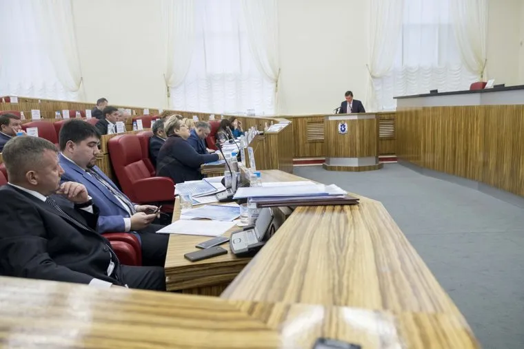 Заксобрание ЯНАО, комитеты. Салехард