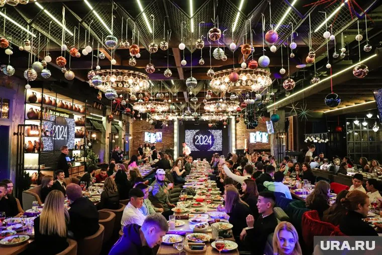 Спрос на новогодние мероприятия в Тюмени упал на 30%