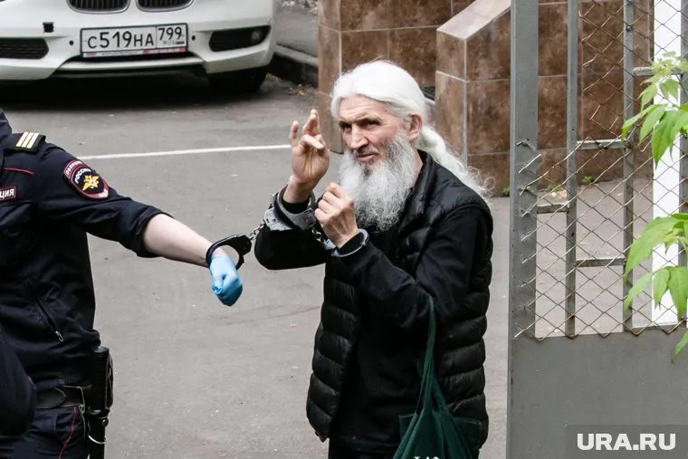 Отец Сергий пожелал всем близким Натальи Поклонской «благоденствия»