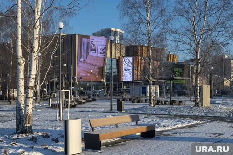 Пермяки утверждают, что не могли покинуть парковку ТРЦ в течение нескольких часов