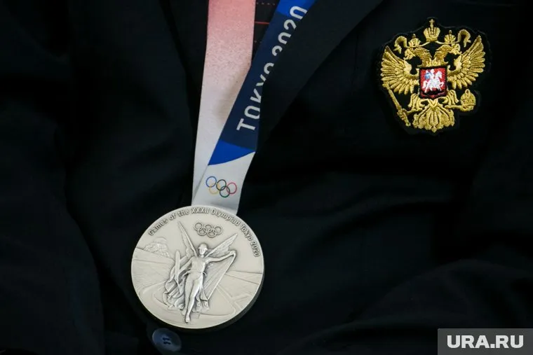 У Елены Весниной украли серебряную медаль с Игр в Токио