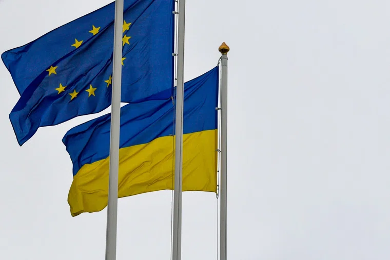 Источник издания утверждает, что европейцы и украинцы «сидели как дураки», узнав о заключении соглашения
