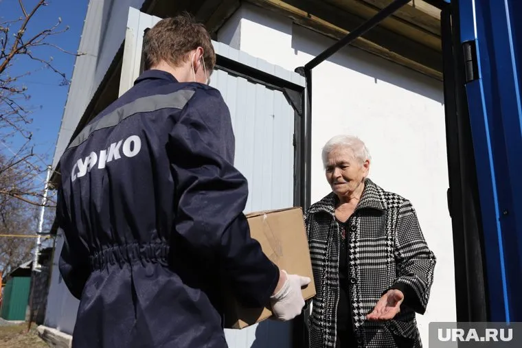 Энергетики доставили более 5000 продуктовых наборов