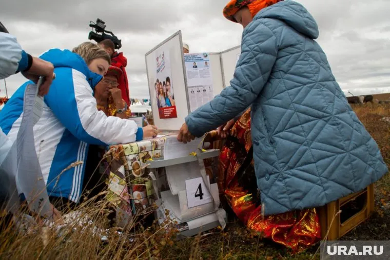 Избирком работает в шести отдаленных районах ЯНАО (архивное фото)