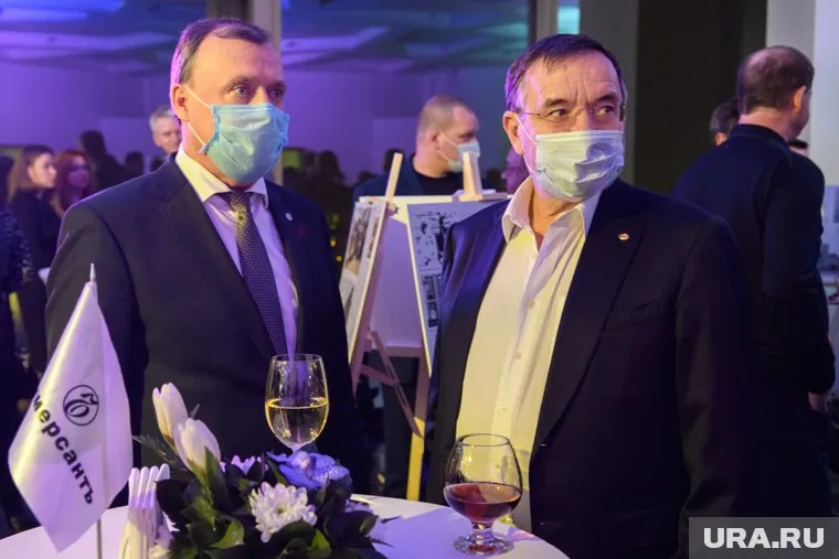 Владимир Белоглазов (на фото — справа) считался товарищем Алексея Орлова (слева)